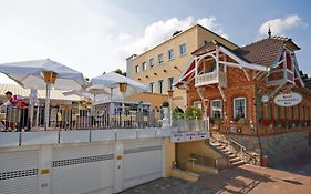 Hotel Wittelsbacher Hoeh